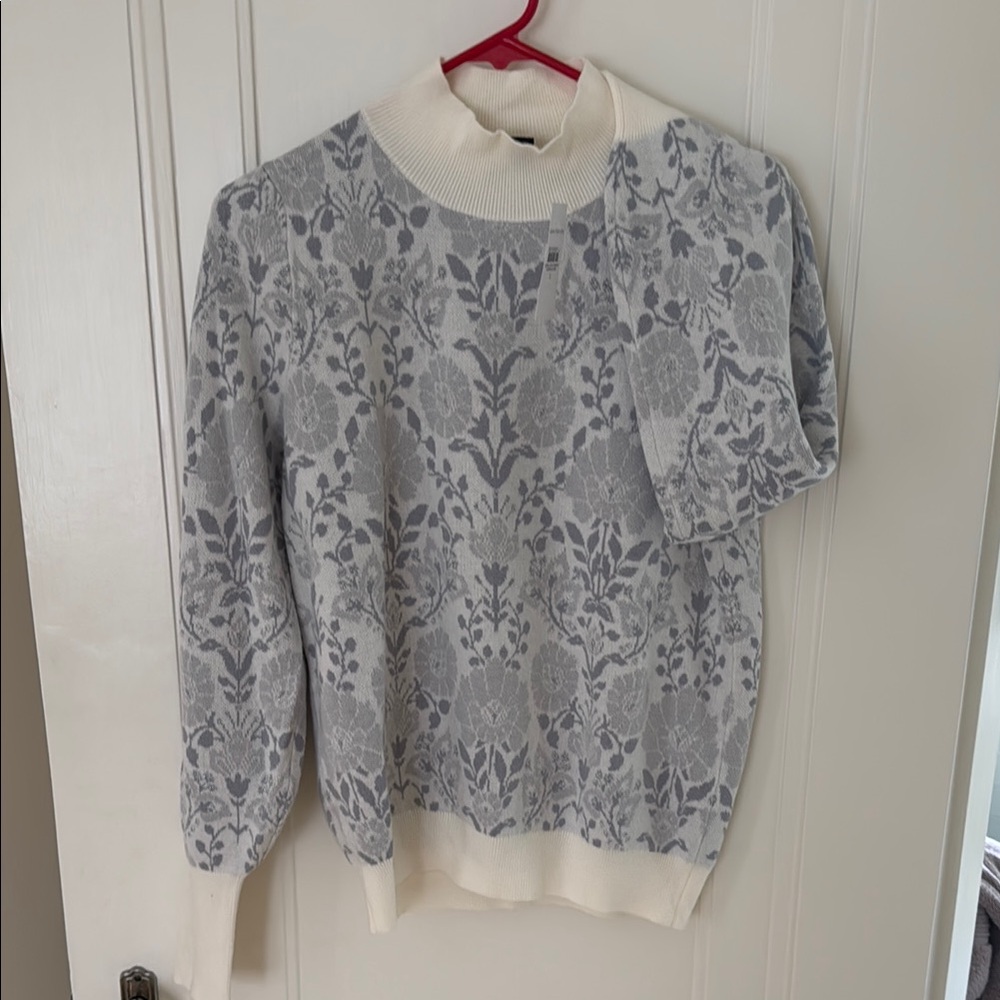 Ann Taylor Gray and Cream Floral Sweater